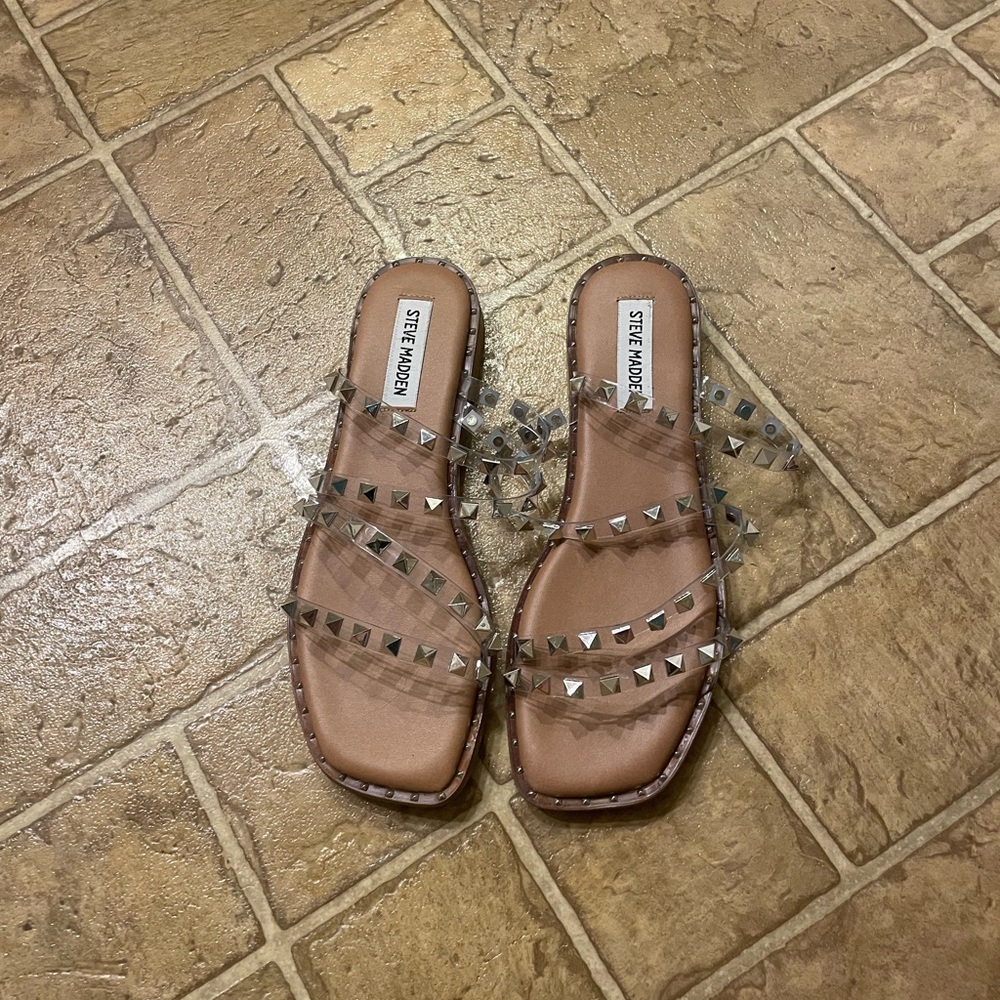 Steve Madden Flat Sandal